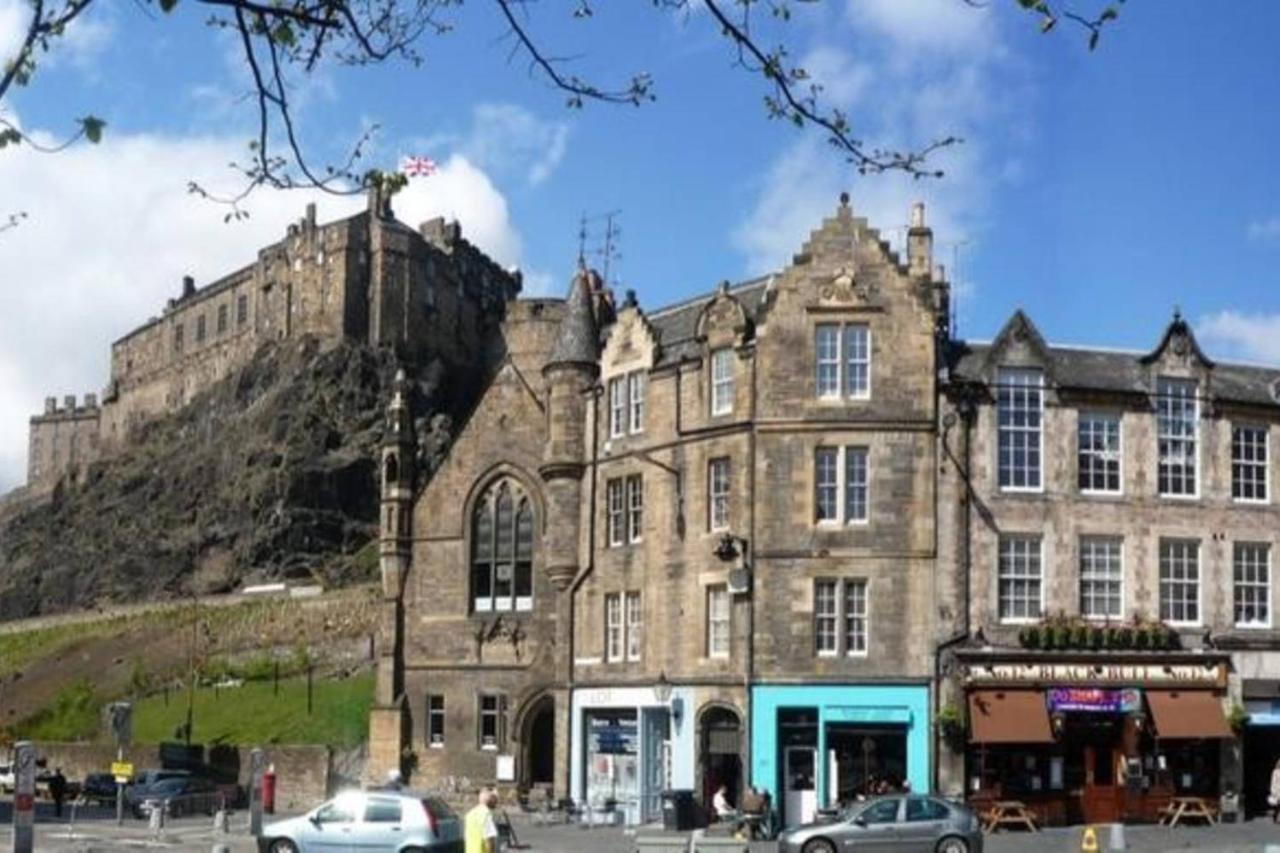 Joivy Unique Old Town Stay Under Edinburgh Castle Dış mekan fotoğraf